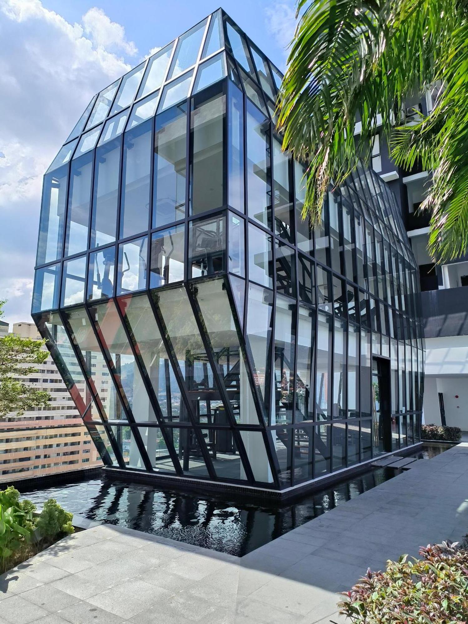 Urban Suites Two Or Three Bedroom Georgetown By Anc Jelutong Buitenkant foto