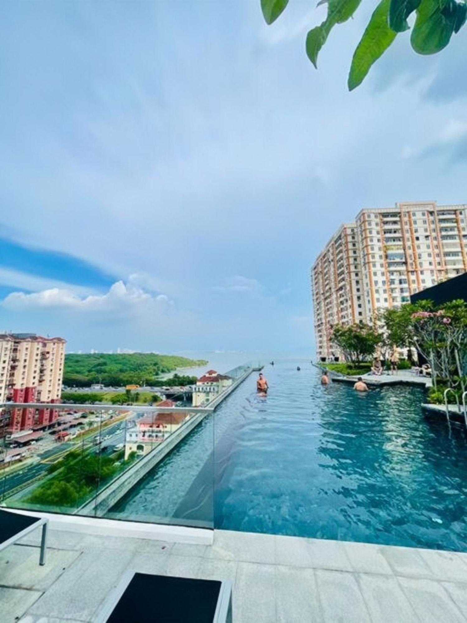 Urban Suites Two Or Three Bedroom Georgetown By Anc Jelutong Buitenkant foto